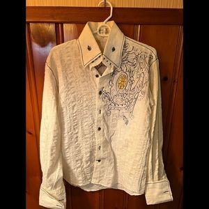 4 men’s dress shirts Bundle. You get four dress shirts for one low price.